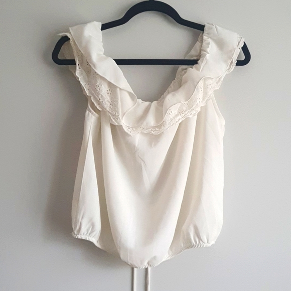 Beautiful White Summer Shirt - Picture 2 of 2